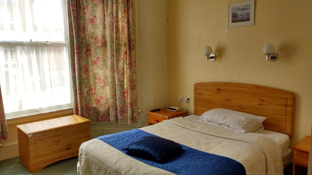 River Hotel Оксфорд Экстерьер фото